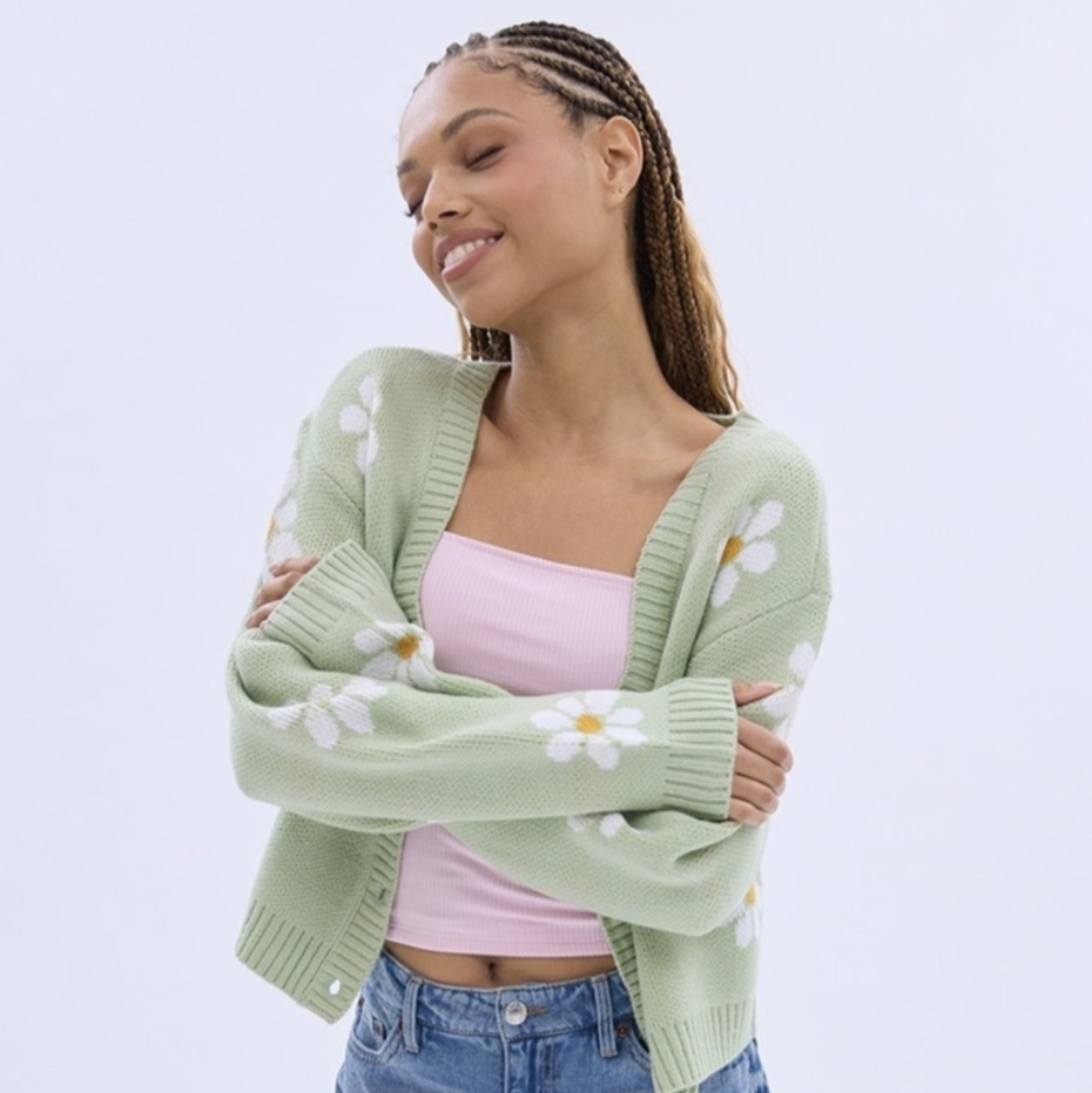 Green flower cardigan